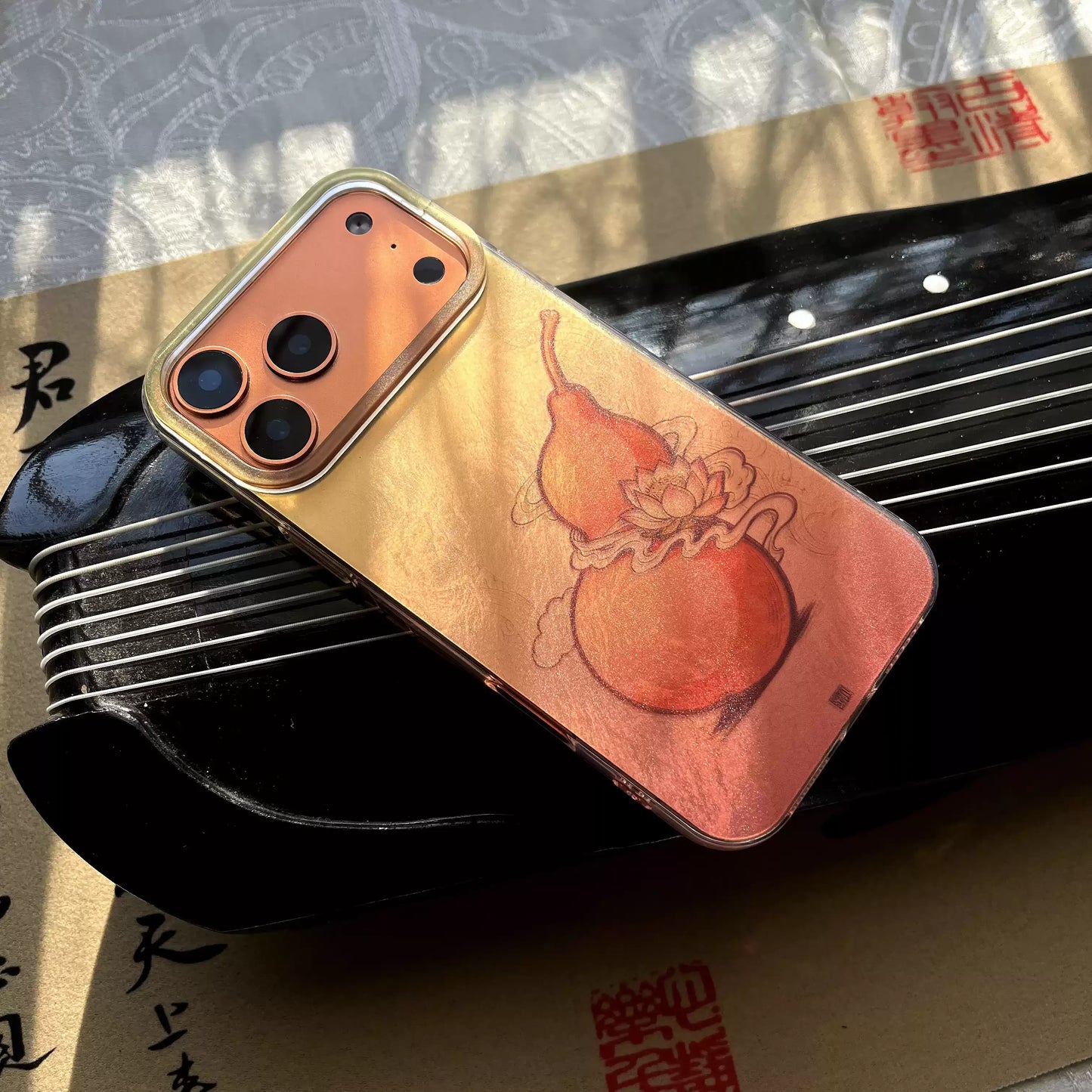 Infinite Blessings Gourd Phone Case – Glacier Laser Liquid Silicone, Chinese “Fu Sheng Wu Liang” Pattern, Soft Cover for iPhone 16/17 Series, East Asian Style Gift
