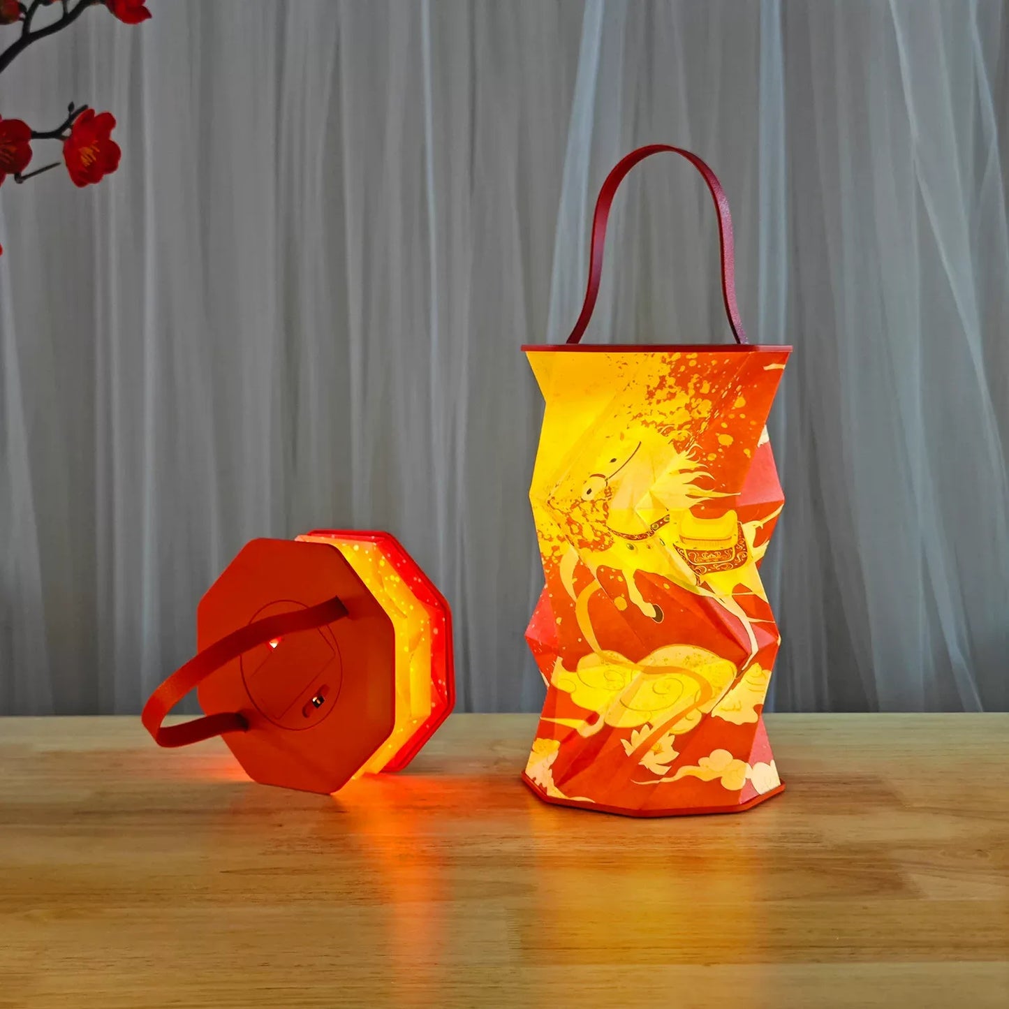 Octagonal Foldable Projection Lantern – Portable Chinese Gift, Battery Operated, Soft Warm Light, Reusable for Cultural Souvenir