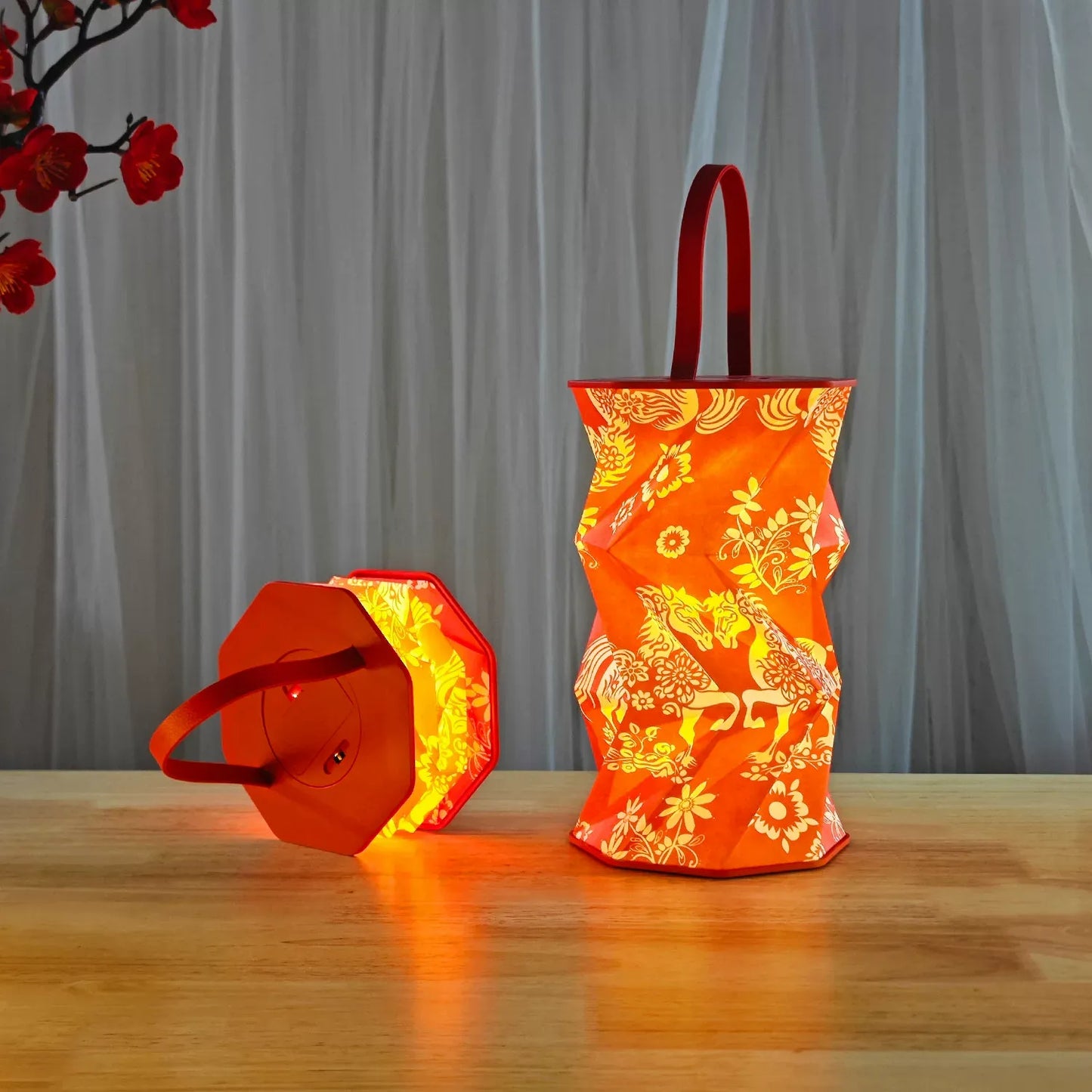 Octagonal Foldable Projection Lantern – Portable Chinese Gift, Battery Operated, Soft Warm Light, Reusable for Cultural Souvenir