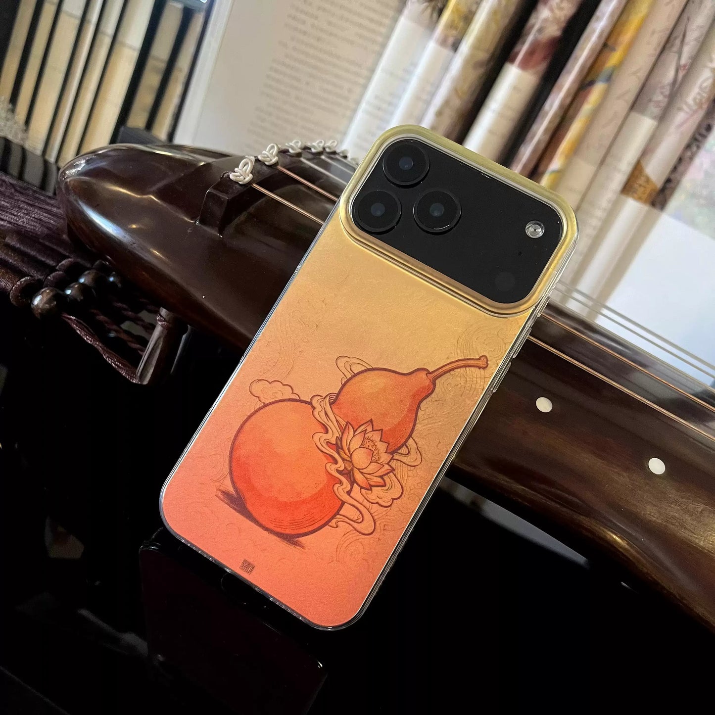 Infinite Blessings Gourd Phone Case – Glacier Laser Liquid Silicone, Chinese “Fu Sheng Wu Liang” Pattern, Soft Cover for iPhone 16/17 Series, East Asian Style Gift