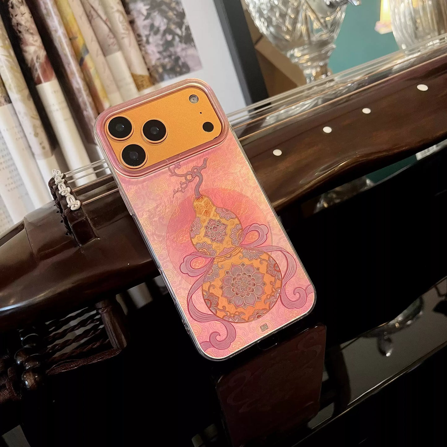 Fortune & Prosperity Gourd Phone Case – “Fu Lu” Pattern, Glacier Laser Liquid Silicone, Soft Cover for iPhone 16/17 Series, East Asian Style Gift